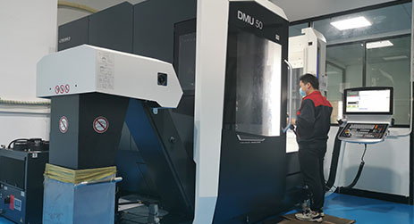新規 CNC 投資 DMG 5 軸 CNC マシン 2 台 